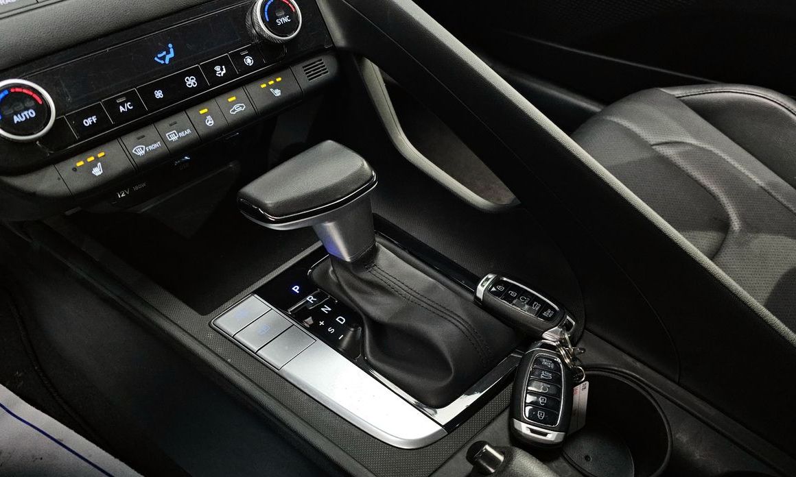 Hyundai AVANTE 2023