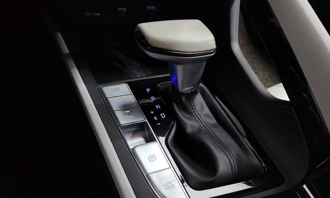 Hyundai AVANTE 2021