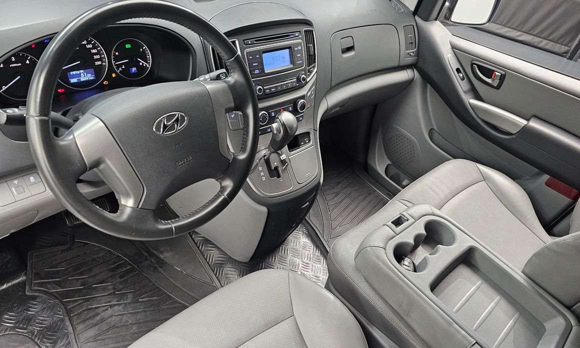 Hyundai Starex 2021
