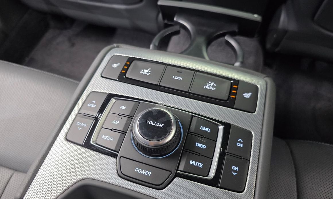 Genesis G80 2017
