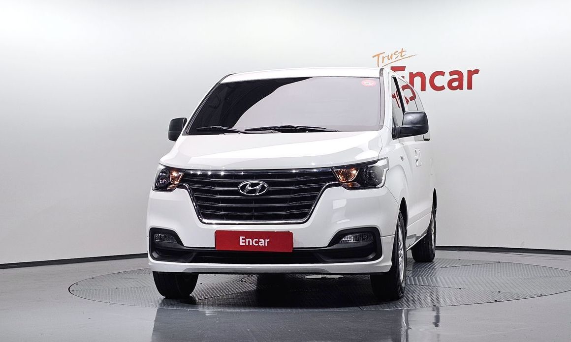 Hyundai Starex 2021