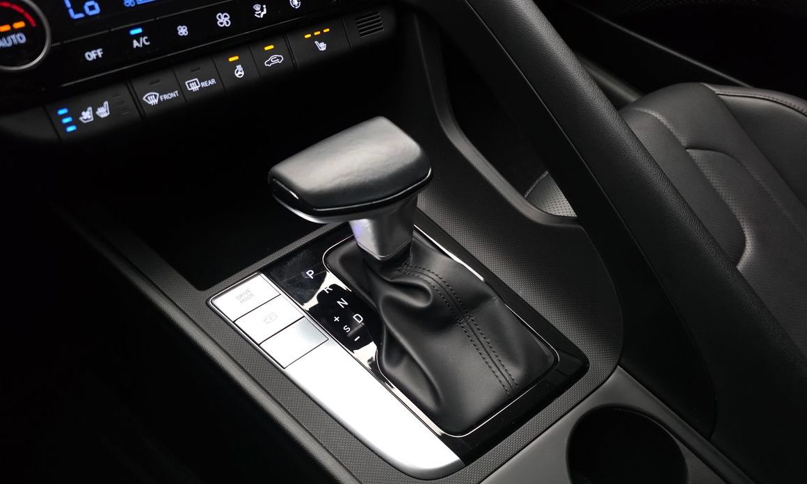 Hyundai AVANTE 2021