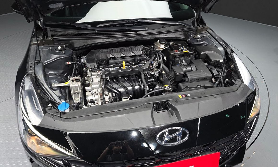 Hyundai AVANTE 2021
