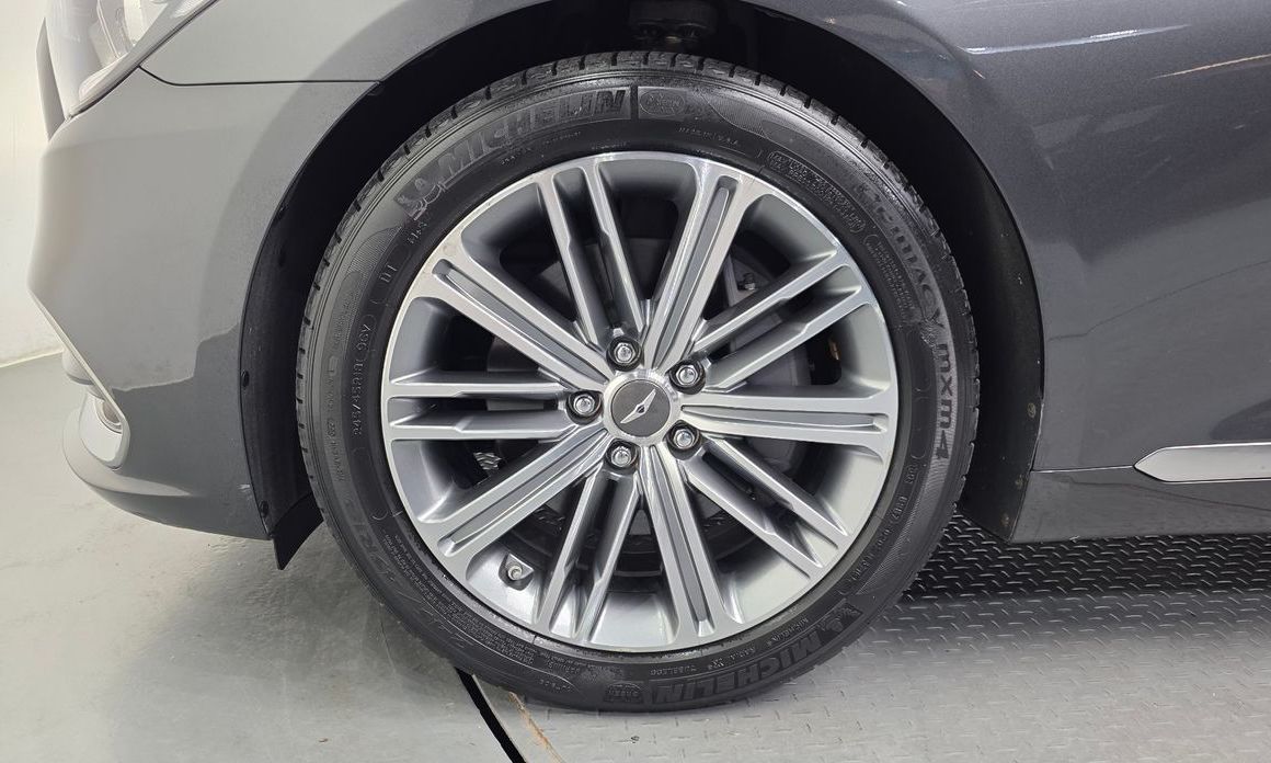 Genesis G80 2017