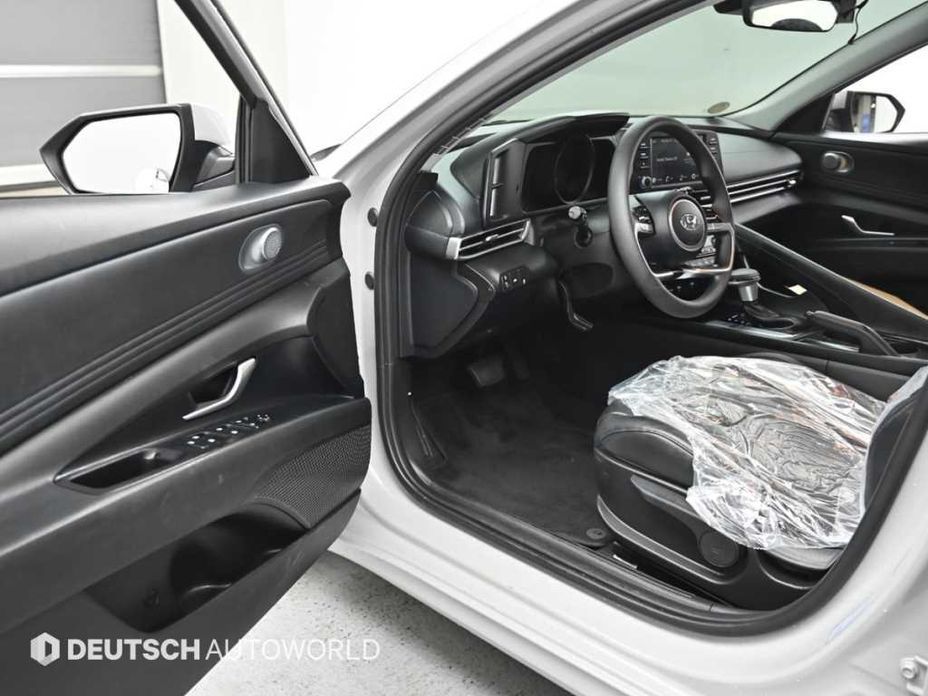 Hyundai AVANTE 2023
