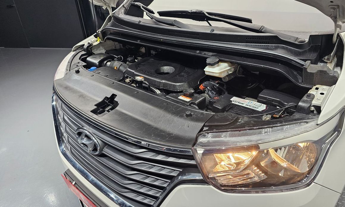 Hyundai Starex 2021