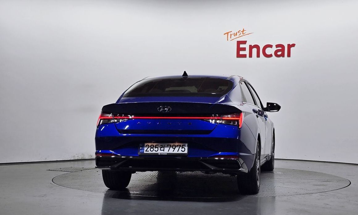 Hyundai AVANTE 2022