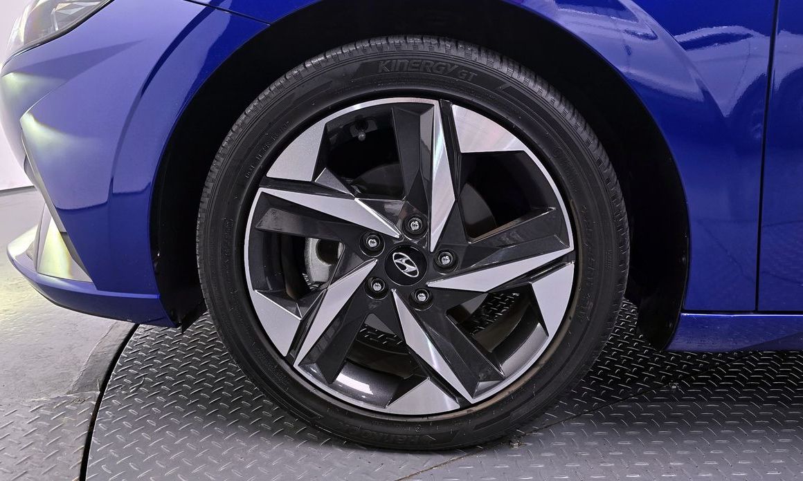 Hyundai AVANTE 2022
