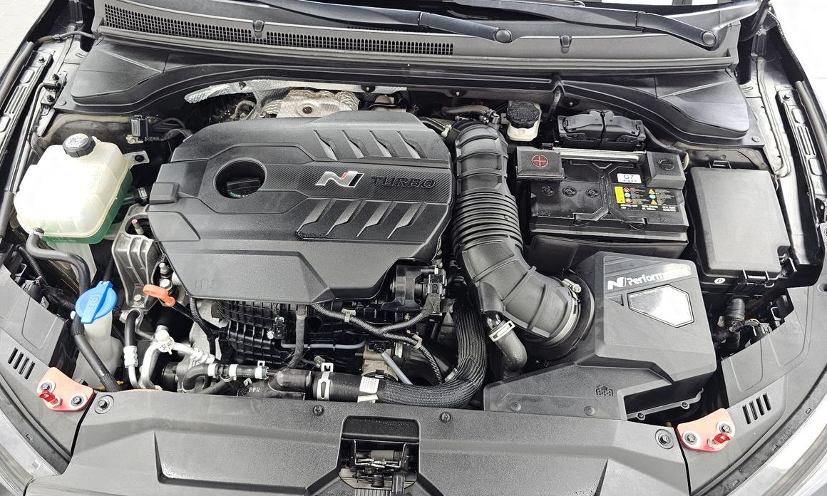 Hyundai Veloster 2021