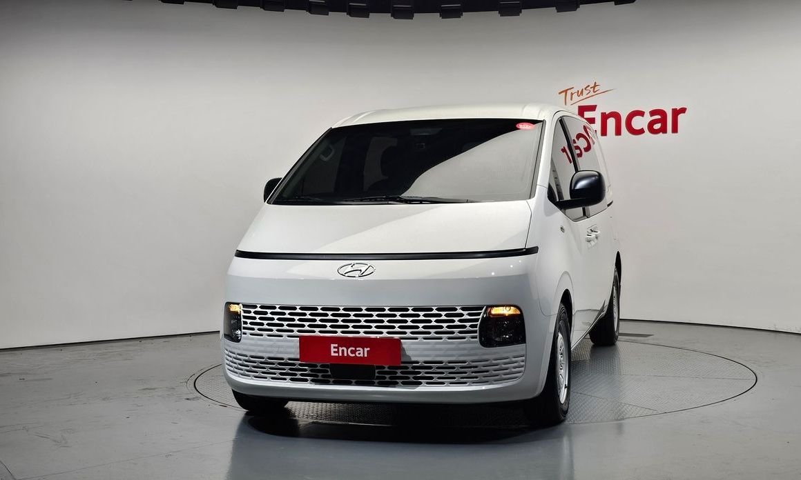 Hyundai Staria 2022