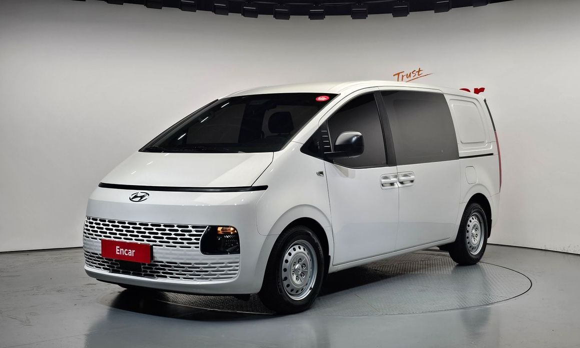 Hyundai Staria 2022