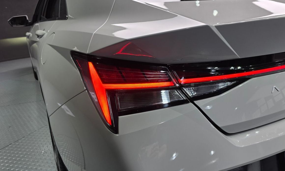 Hyundai AVANTE 2024