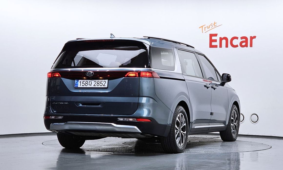 Kia Canival 2021