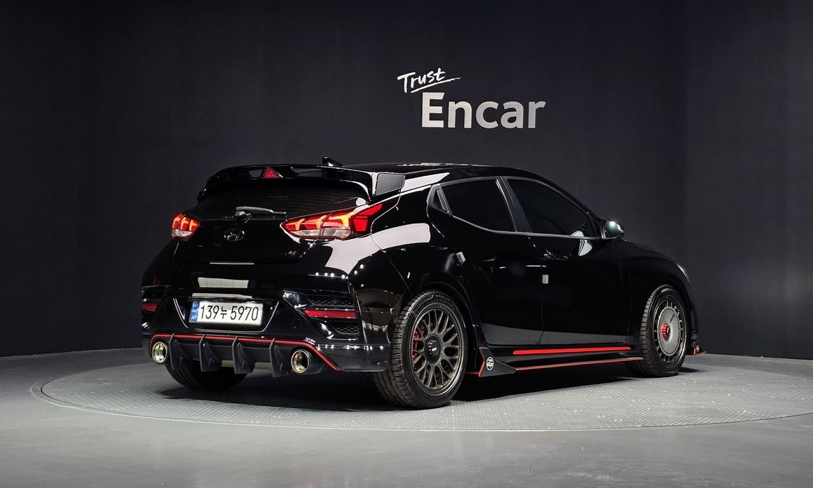 Hyundai Veloster 2021