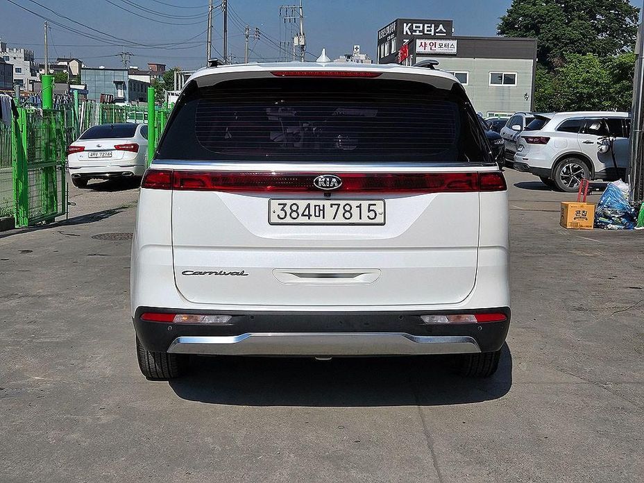 Kia Canival 2021