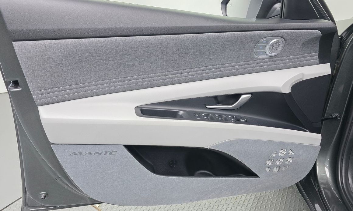 Hyundai AVANTE 2023