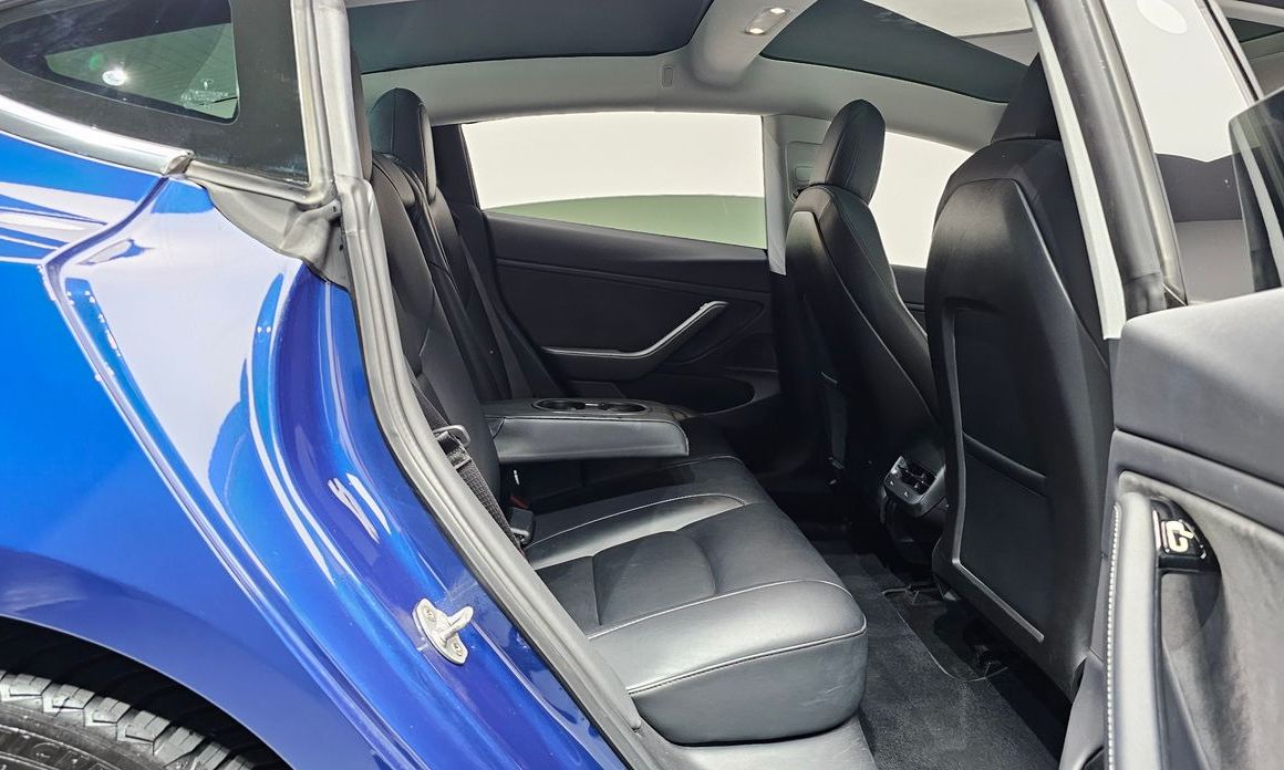 Tesla Model 3 2020