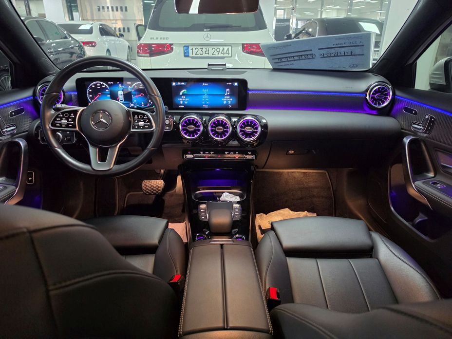 Mercedes-Benz A-Class 2023