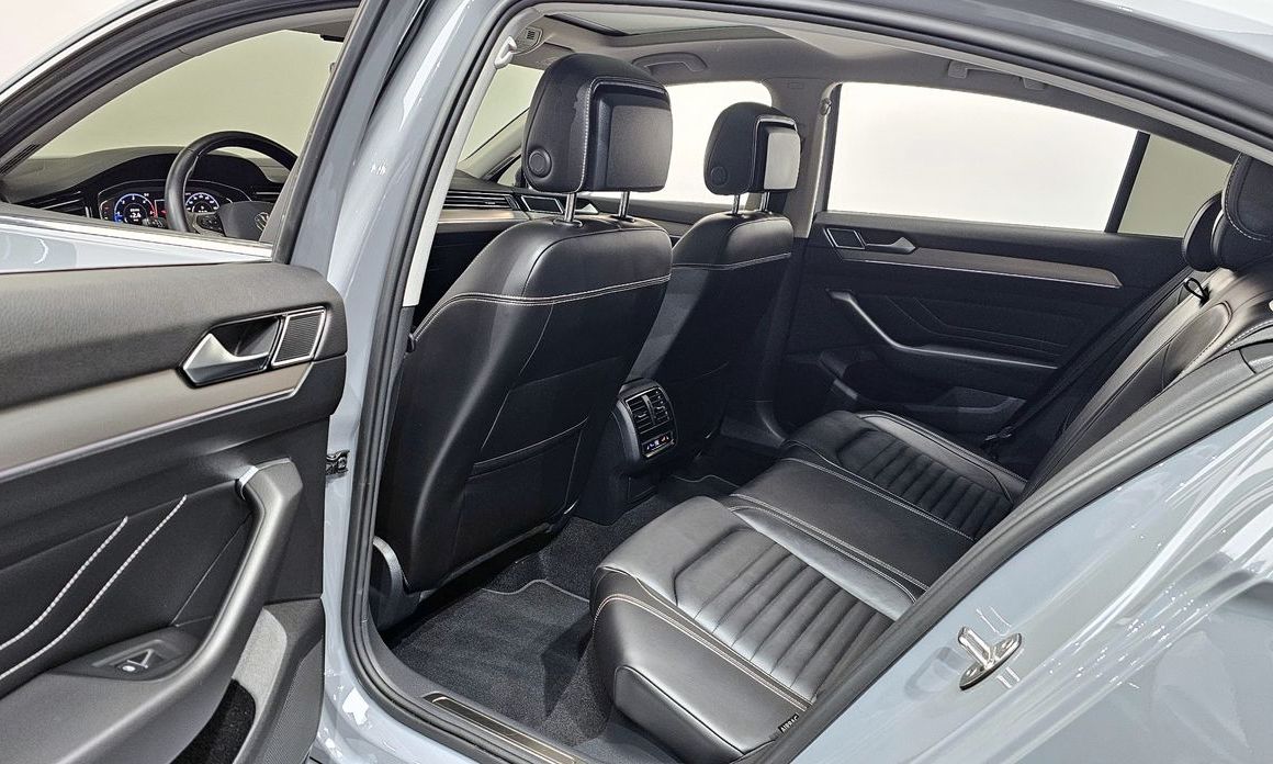 Volkswagen Passat 2022