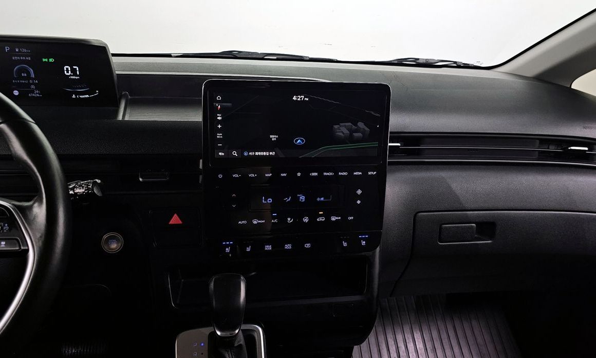 Hyundai Staria 2023