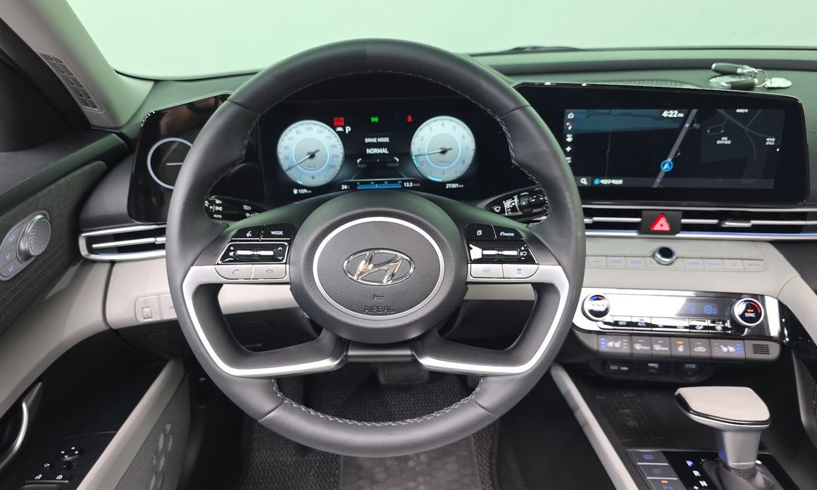 Hyundai AVANTE 2023