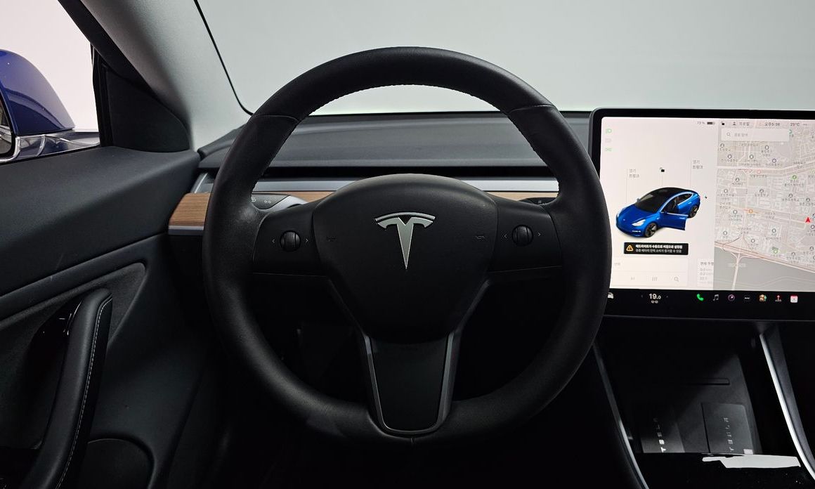 Tesla Model 3 2020