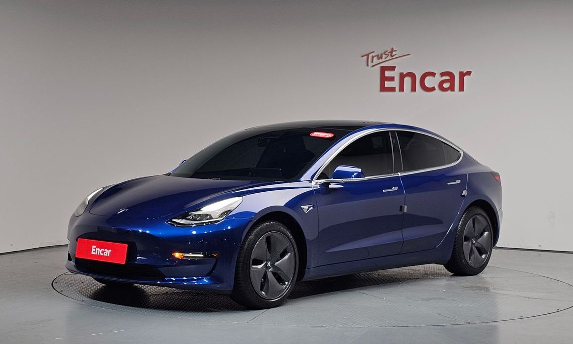 Tesla Model 3 2020