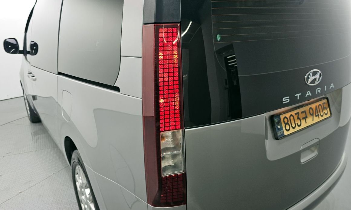 Hyundai Staria 2023