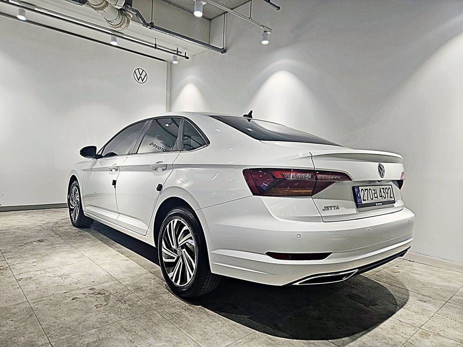 Volkswagen Jetta 2021
