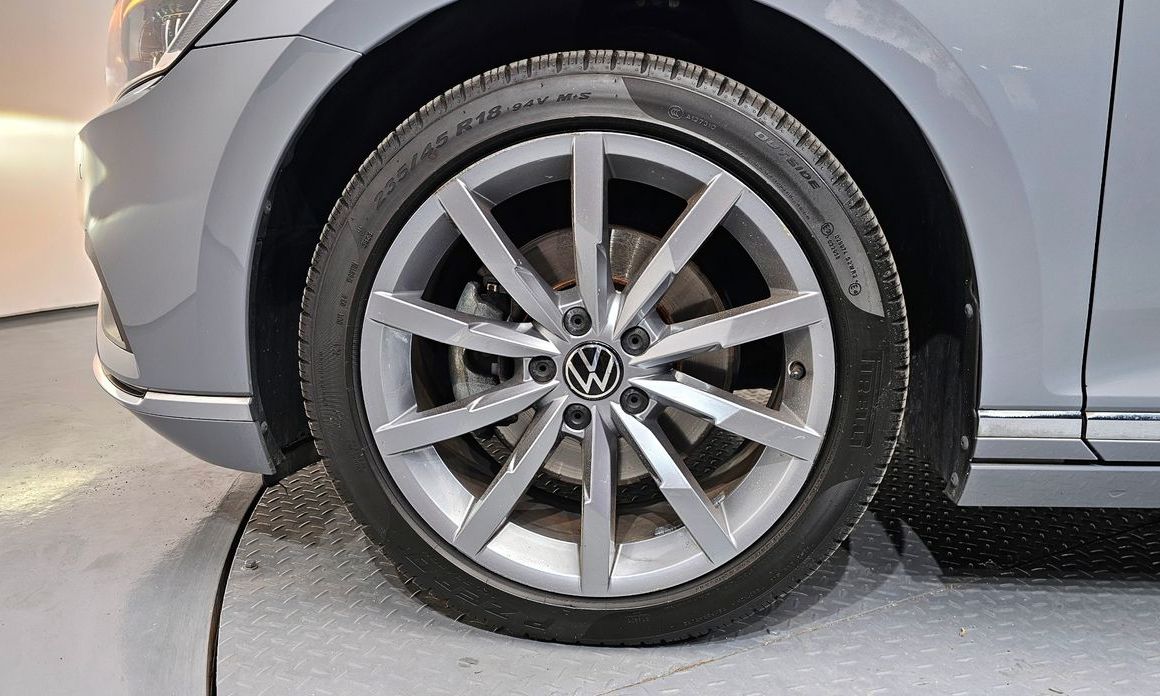 Volkswagen Passat 2022