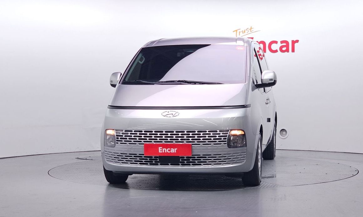 Hyundai Staria 2023