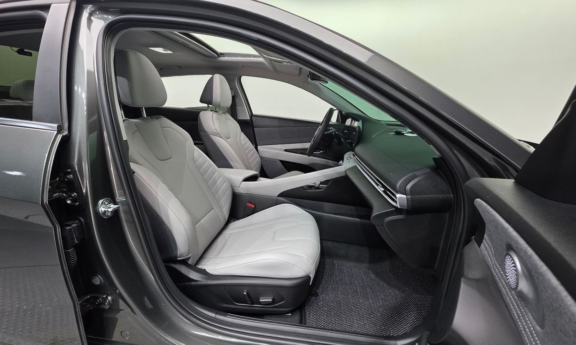 Hyundai AVANTE 2023