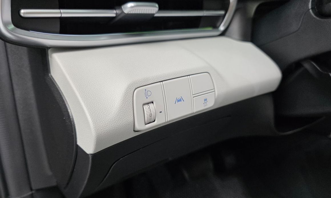 Hyundai AVANTE 2023