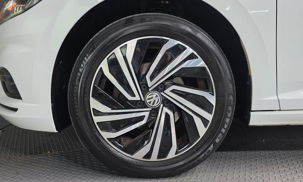 Volkswagen Jetta 2021