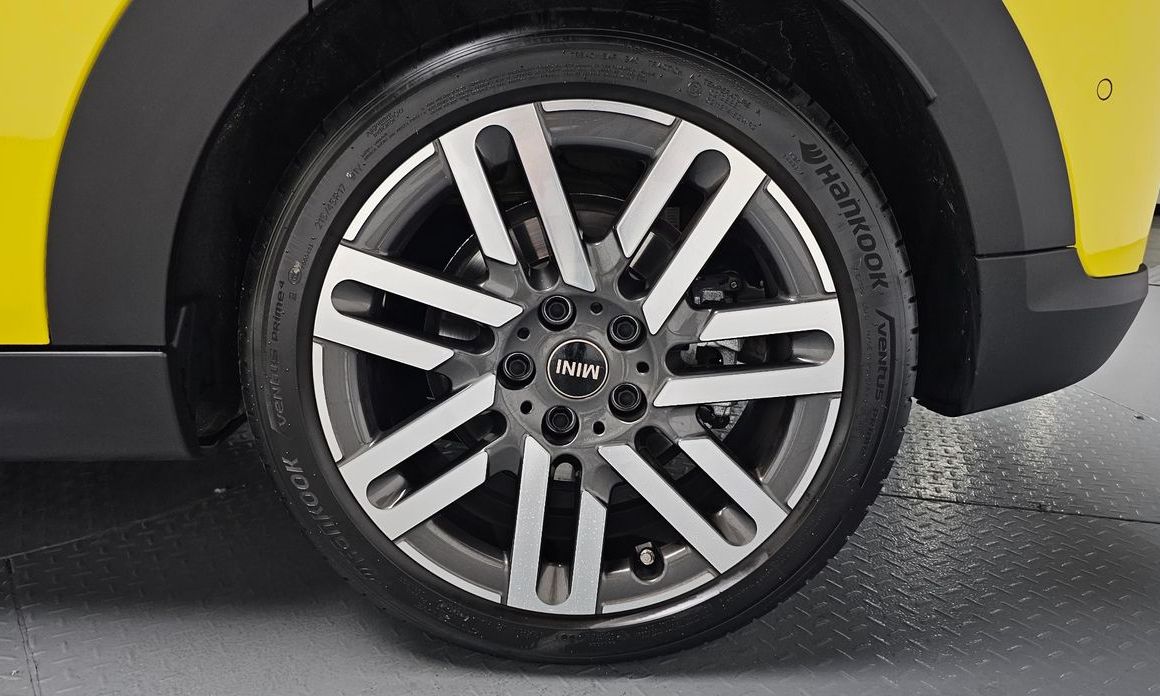 Mini Cooper 2025
