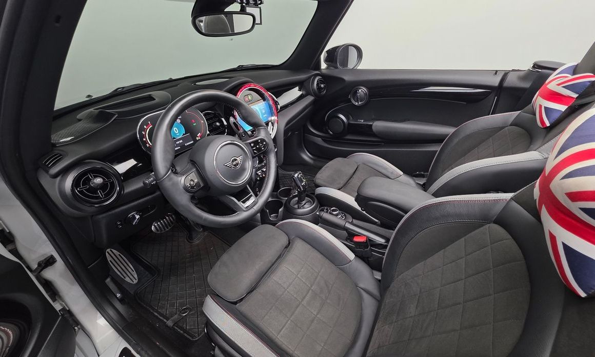 Mini Cooper Convertible 2022
