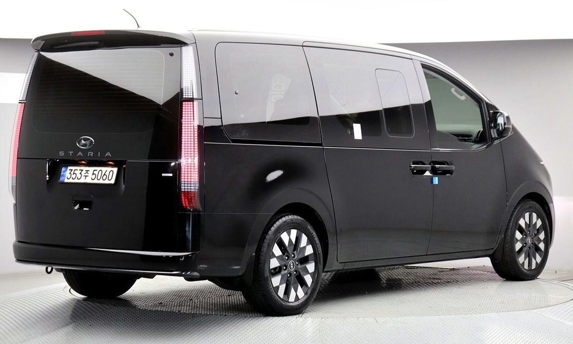 Hyundai Staria 2022