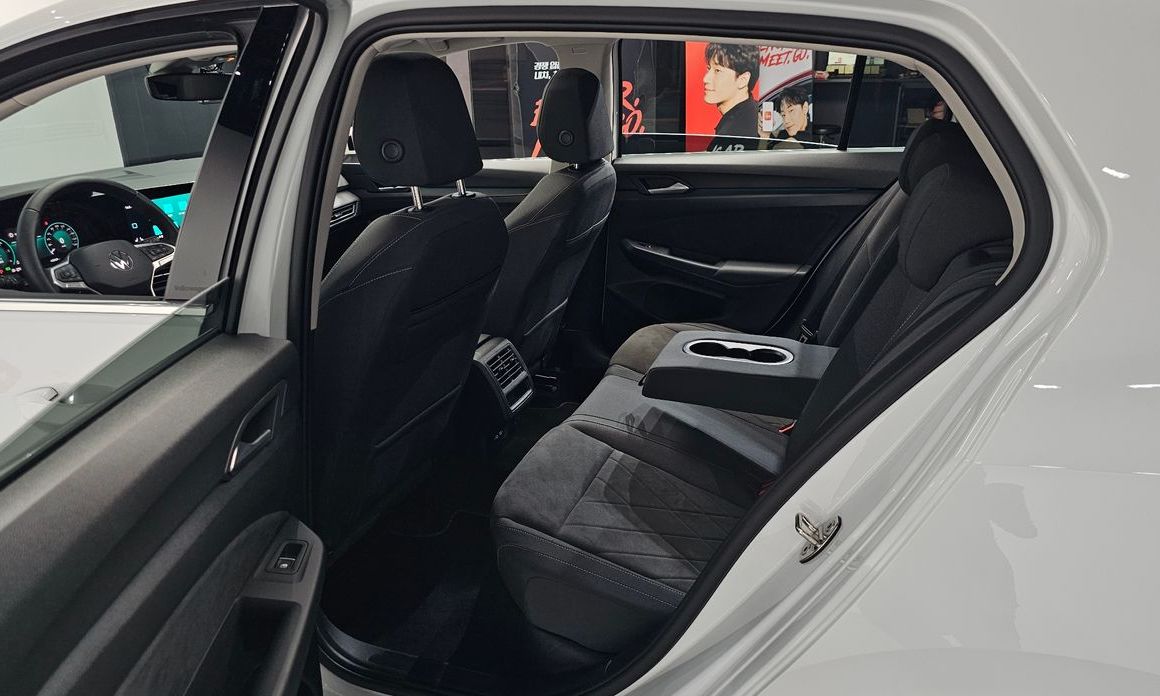 Volkswagen Golf 2024