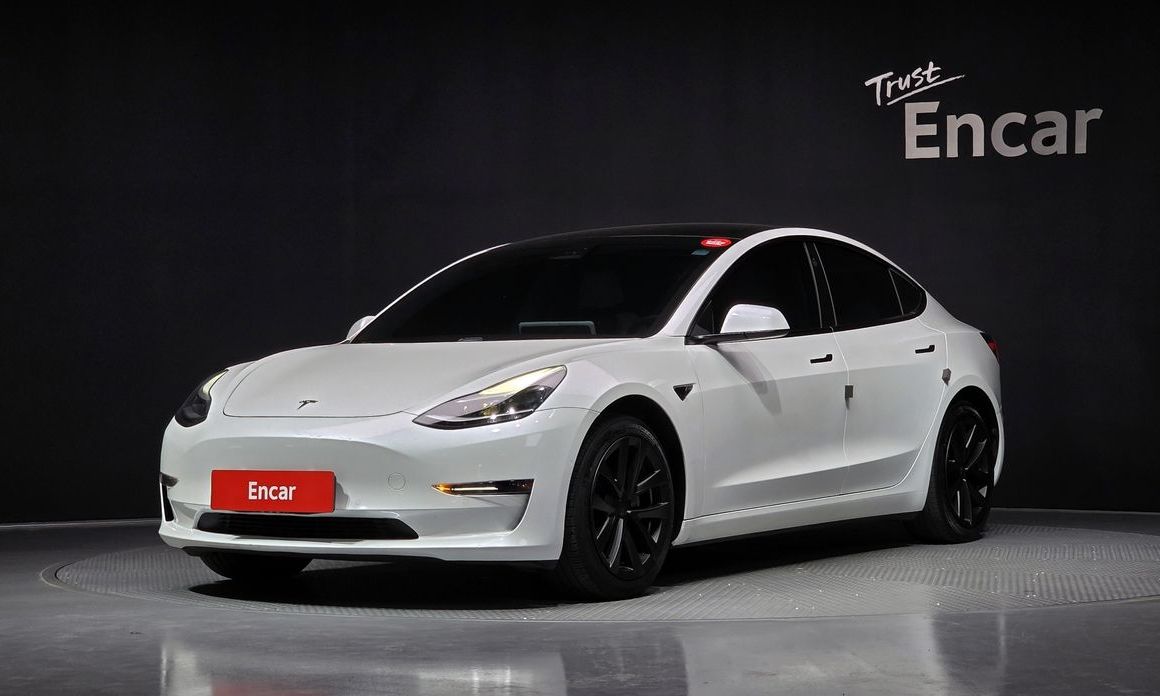 Tesla Model 3 2021