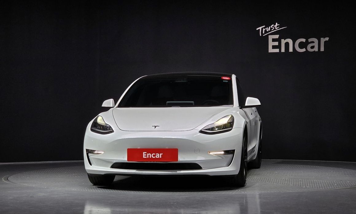Tesla Model 3 2021