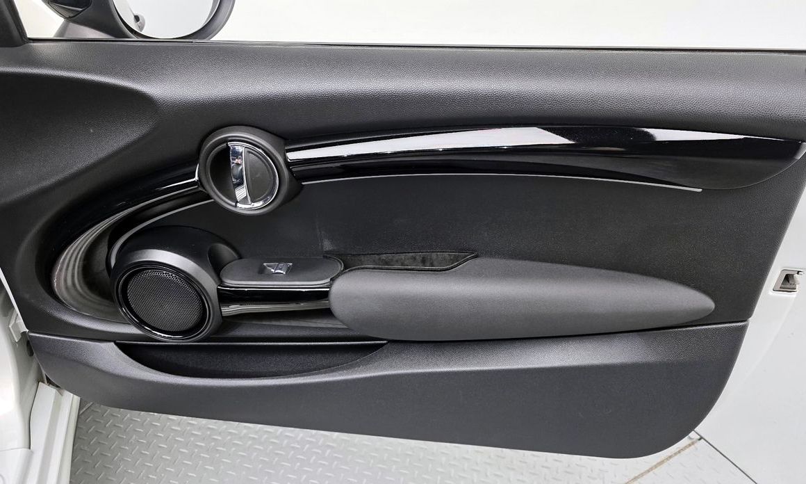 Mini Cooper Convertible 2022