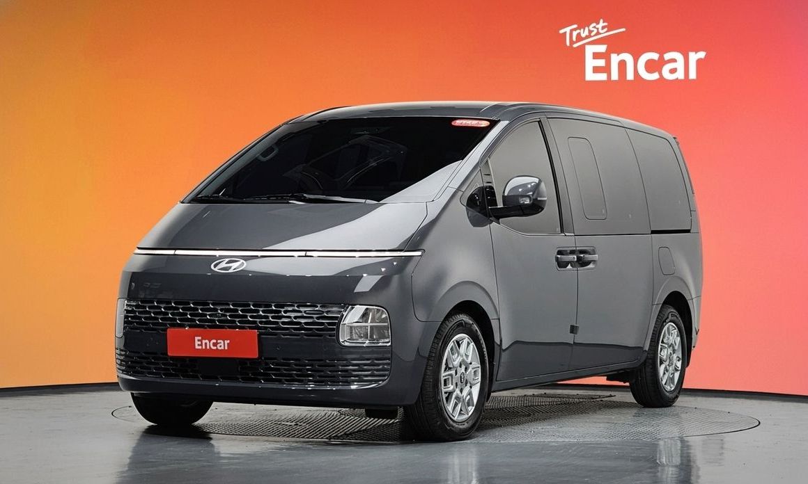 Hyundai Staria 2025