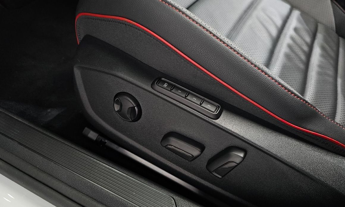 Volkswagen Golf 2024