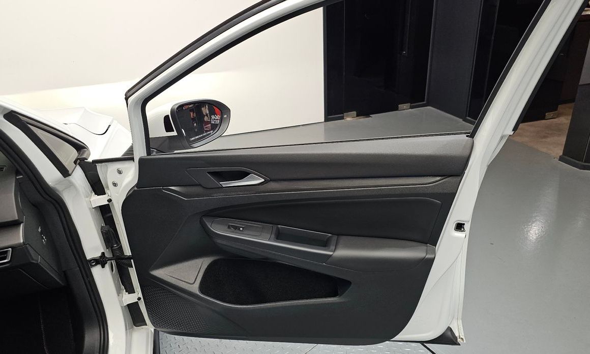 Volkswagen Golf 2024
