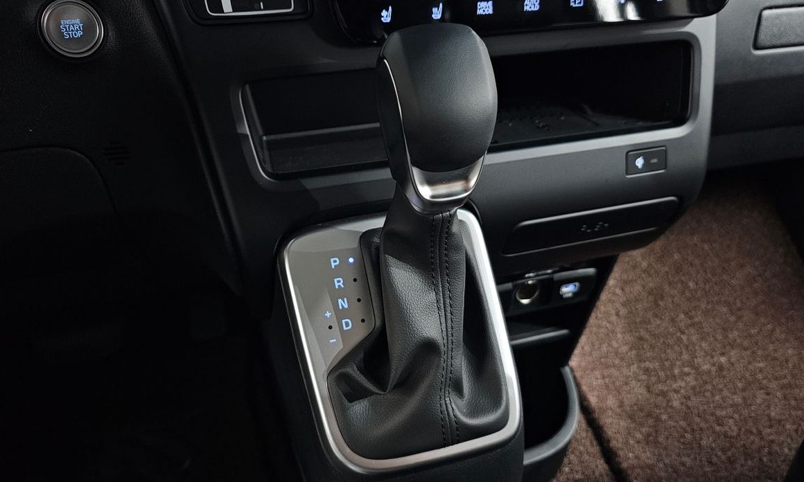 Hyundai Staria 2025