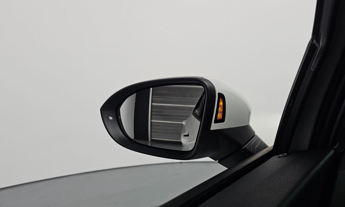 Volkswagen Golf 2024