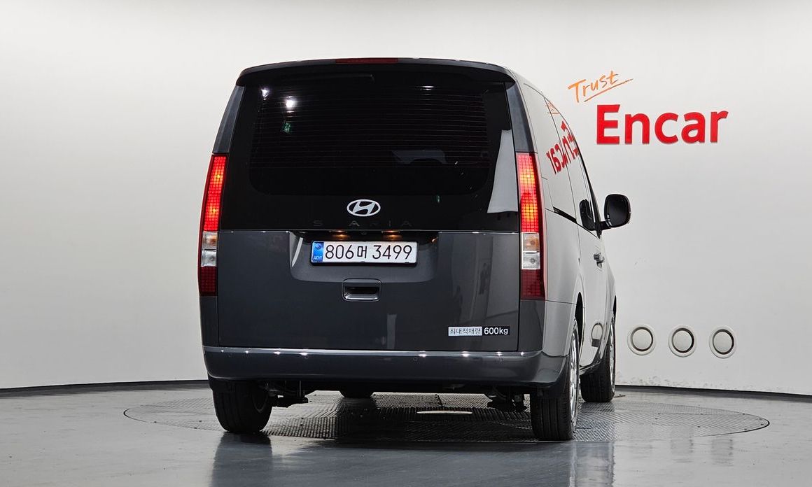 Hyundai Staria 2025