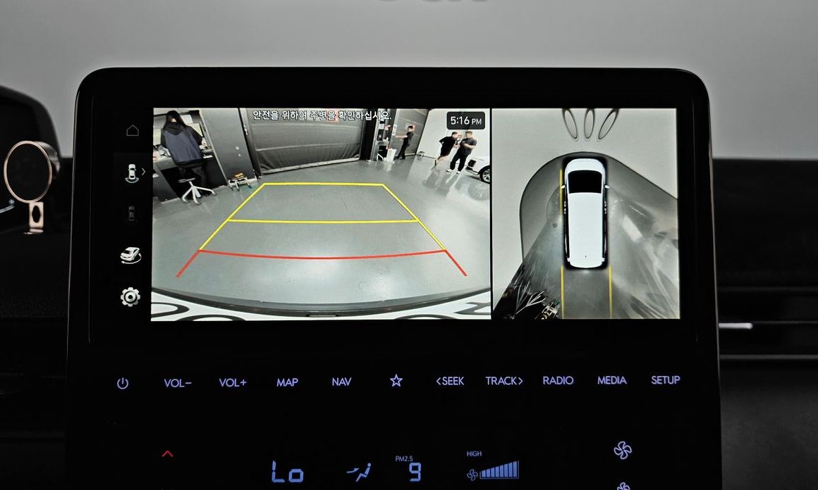 Hyundai Staria 2025