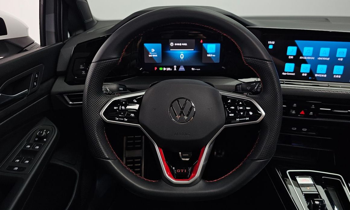 Volkswagen Golf 2024