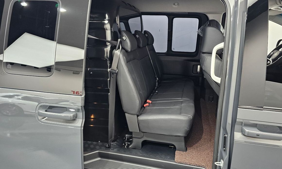 Hyundai Staria 2025